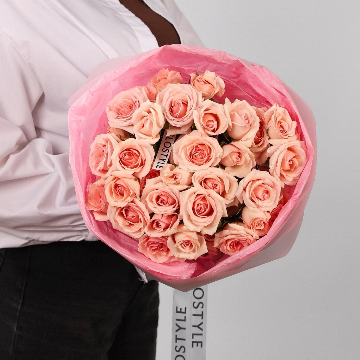 buket kustovyh roz 430